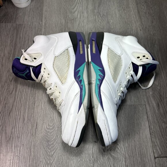Jordan 5 Retro Grape 2013 Size 10.5 Sneakers 136027-108 main image 7